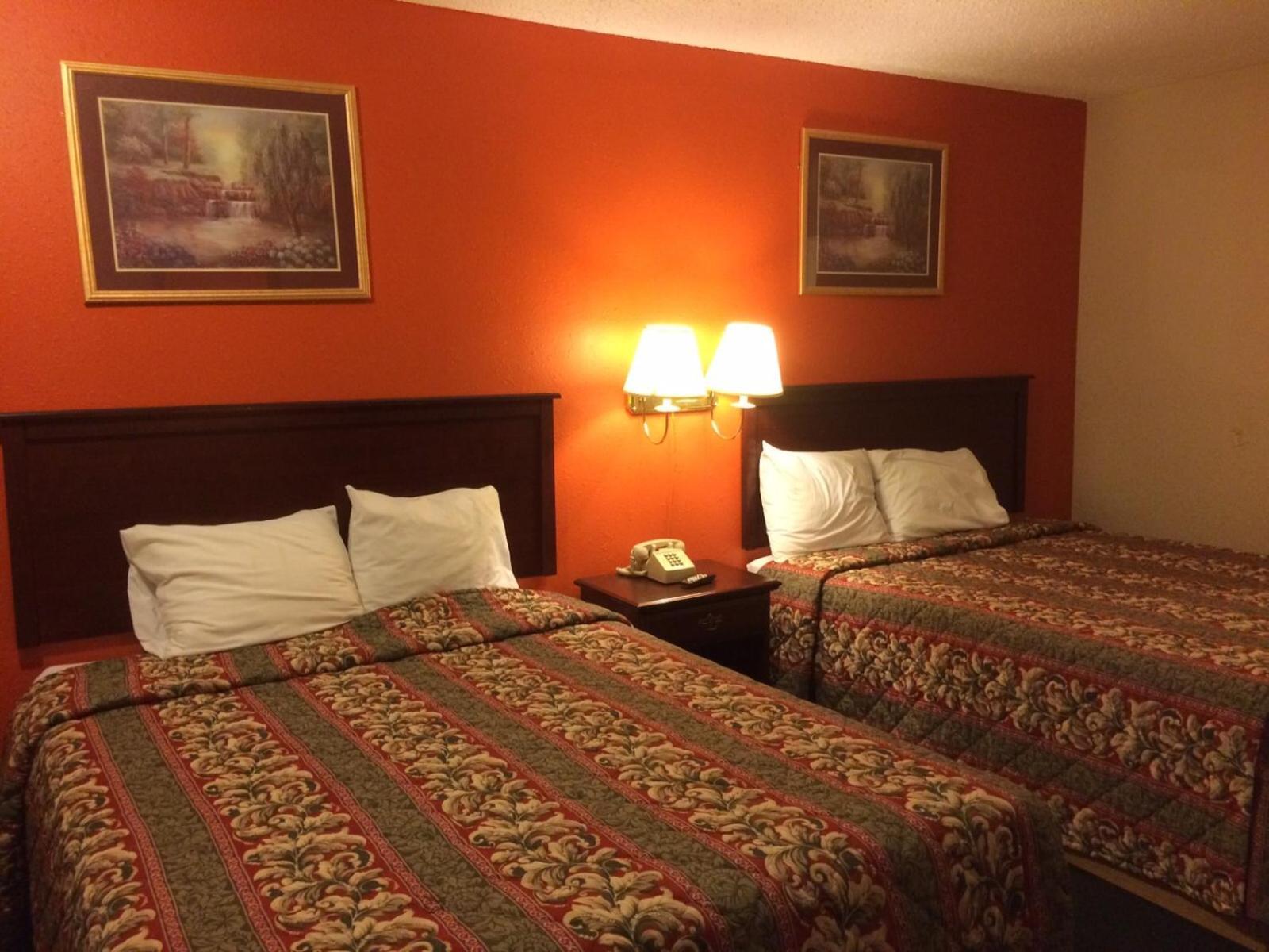 Relax Inn Henryetta Стая снимка