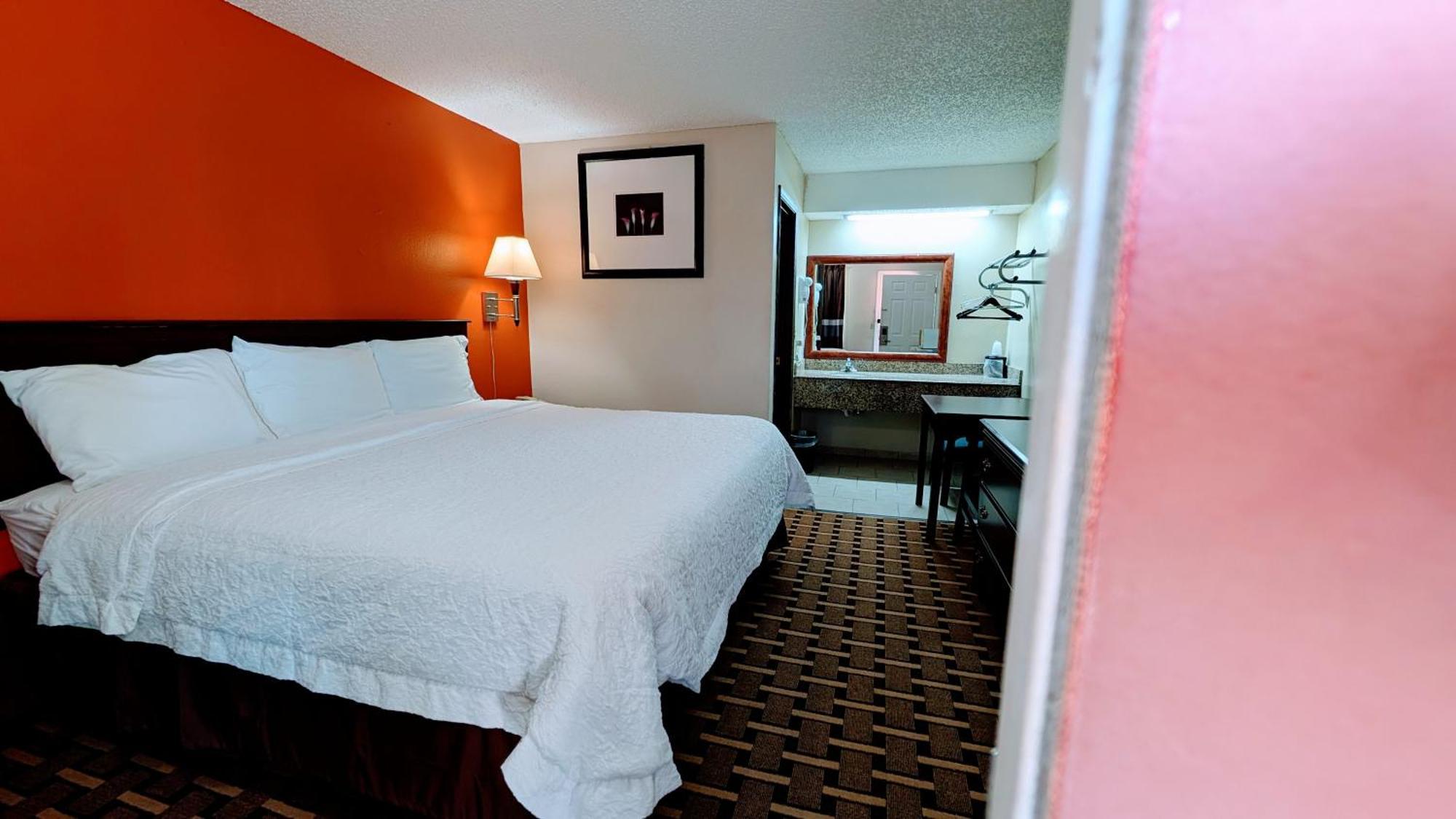 Relax Inn Henryetta Екстериор снимка